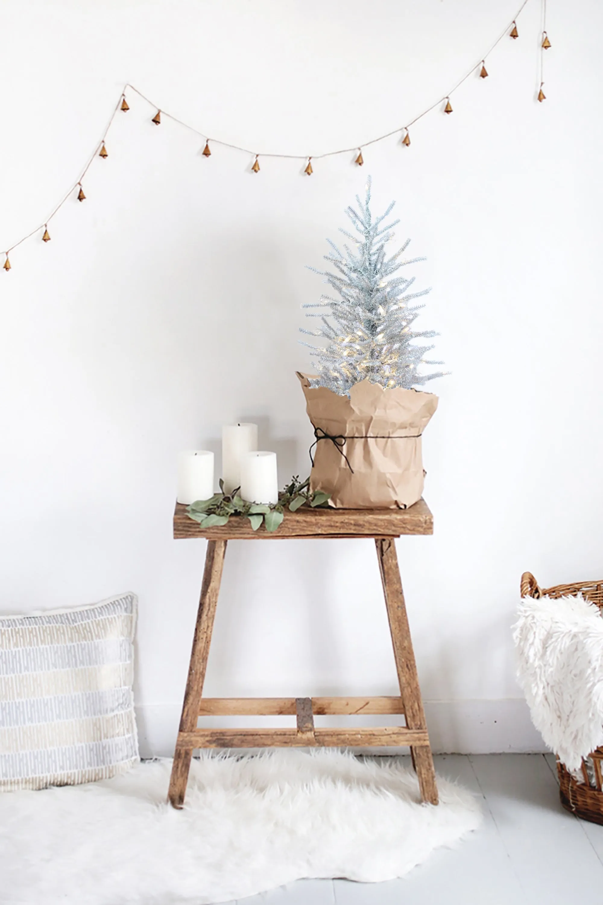 2' Pre-Lit Burlap Base Tinsel Tree