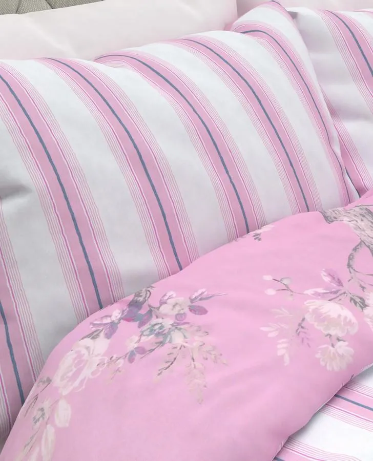 Belvedere Printed Fuchsia Duvet Cover