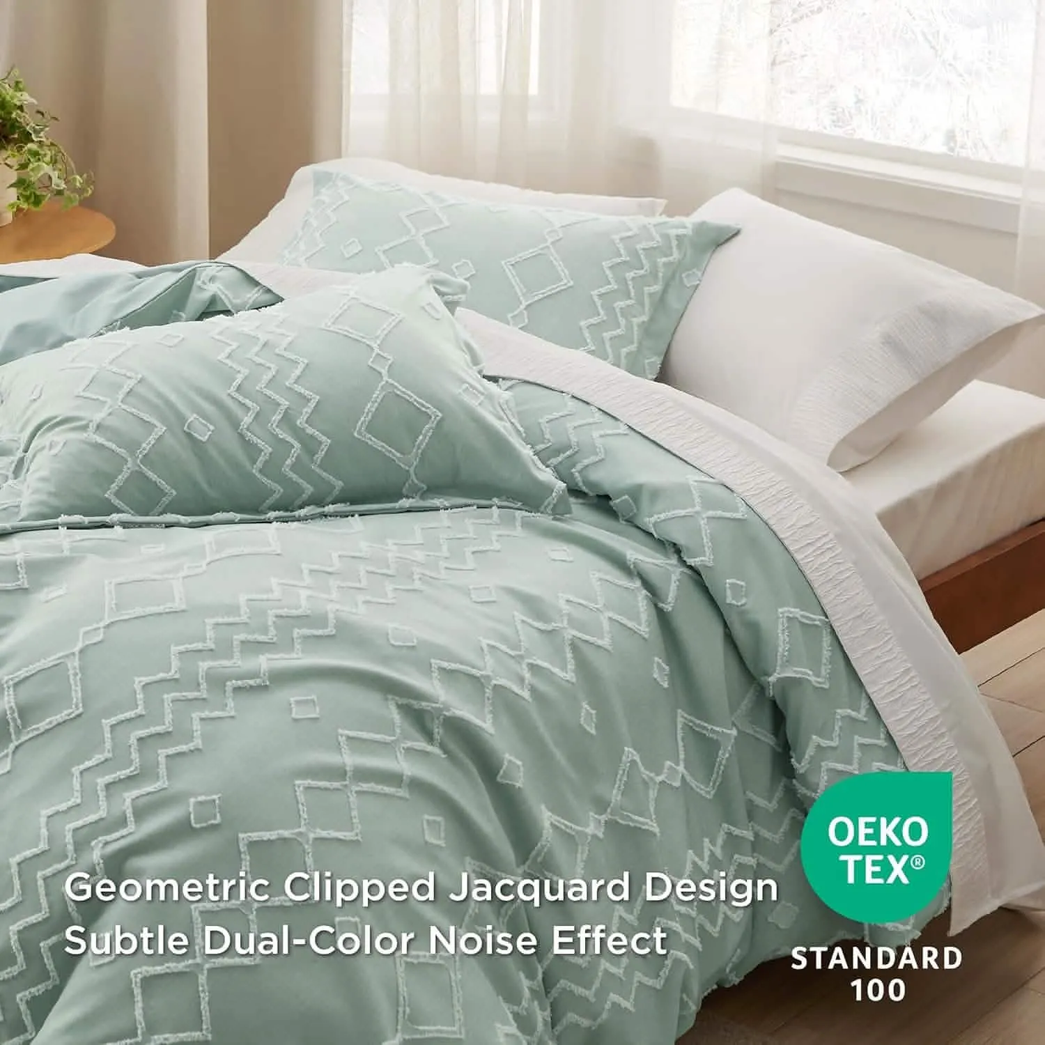 Clipped Jacquard Duvet Cover Set