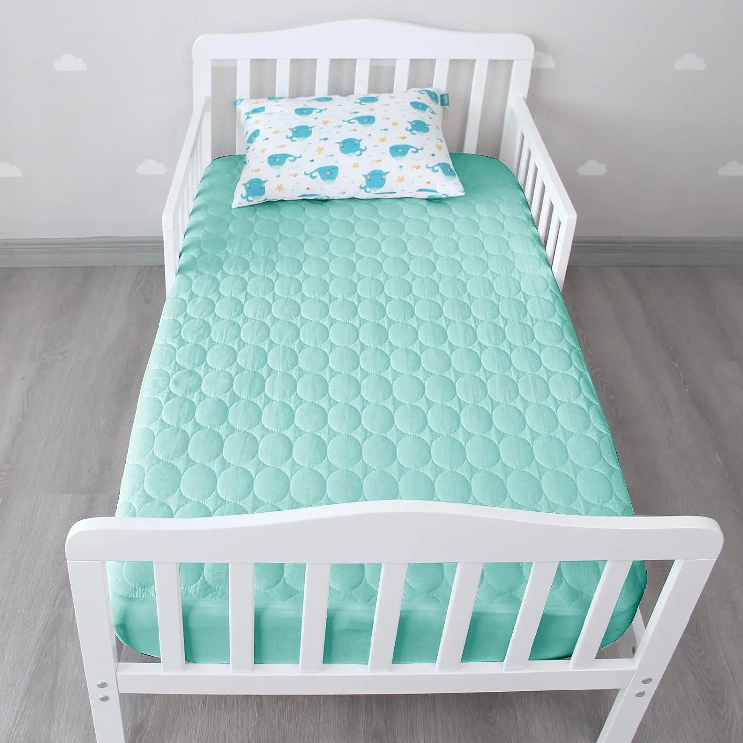 Crib Mattress Protector/ Pad Cover - Quilted Microfiber, Waterproof (for Standard Crib/ Toddler Bed)