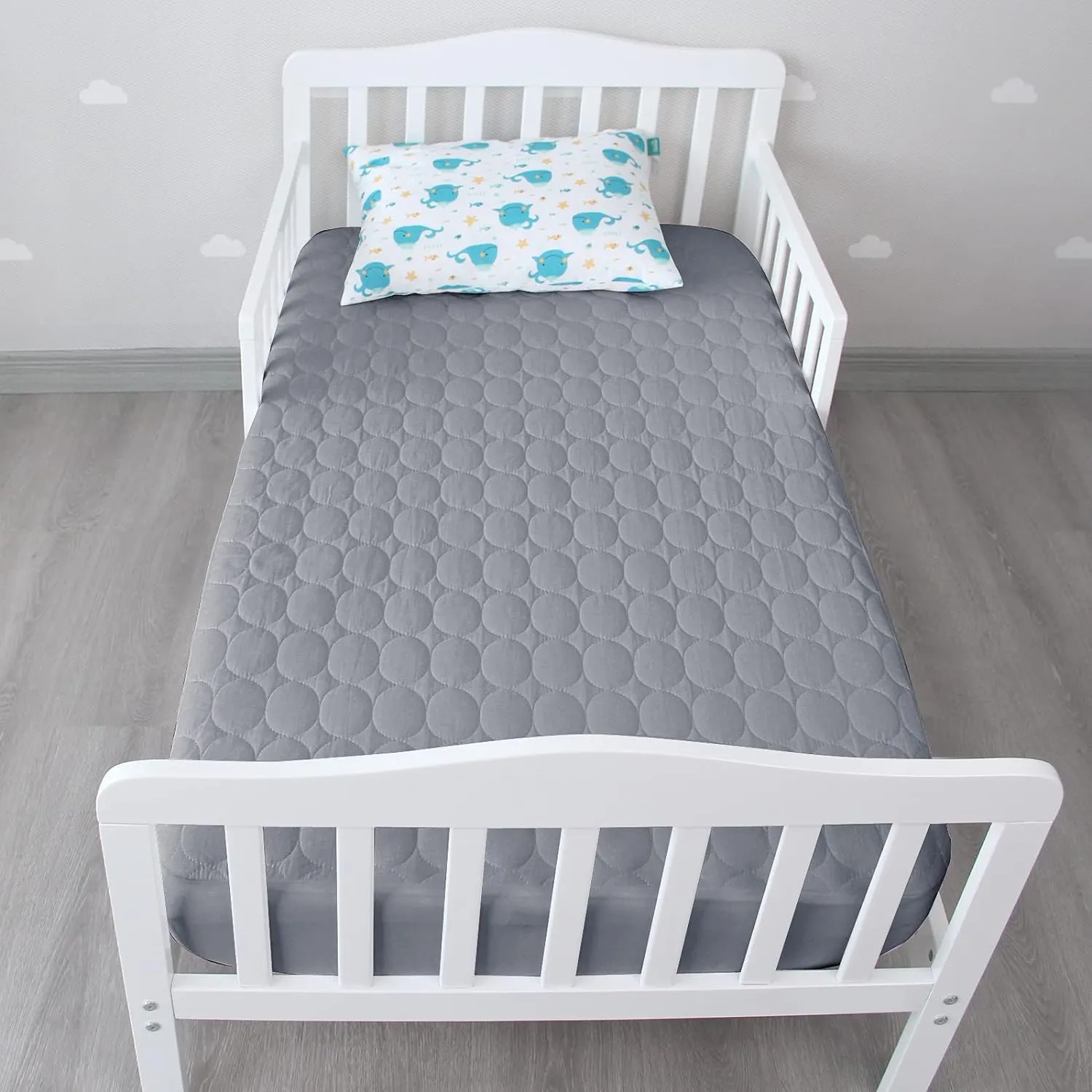 Crib Mattress Protector/ Pad Cover - Quilted Microfiber, Waterproof (for Standard Crib/ Toddler Bed)