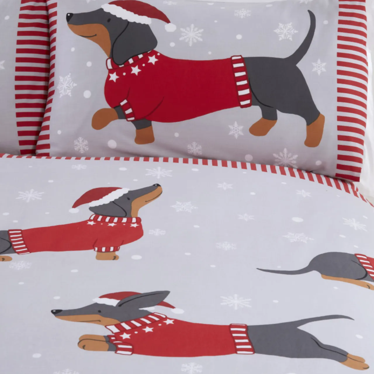 Dachshund Through The Snow Duvet Set