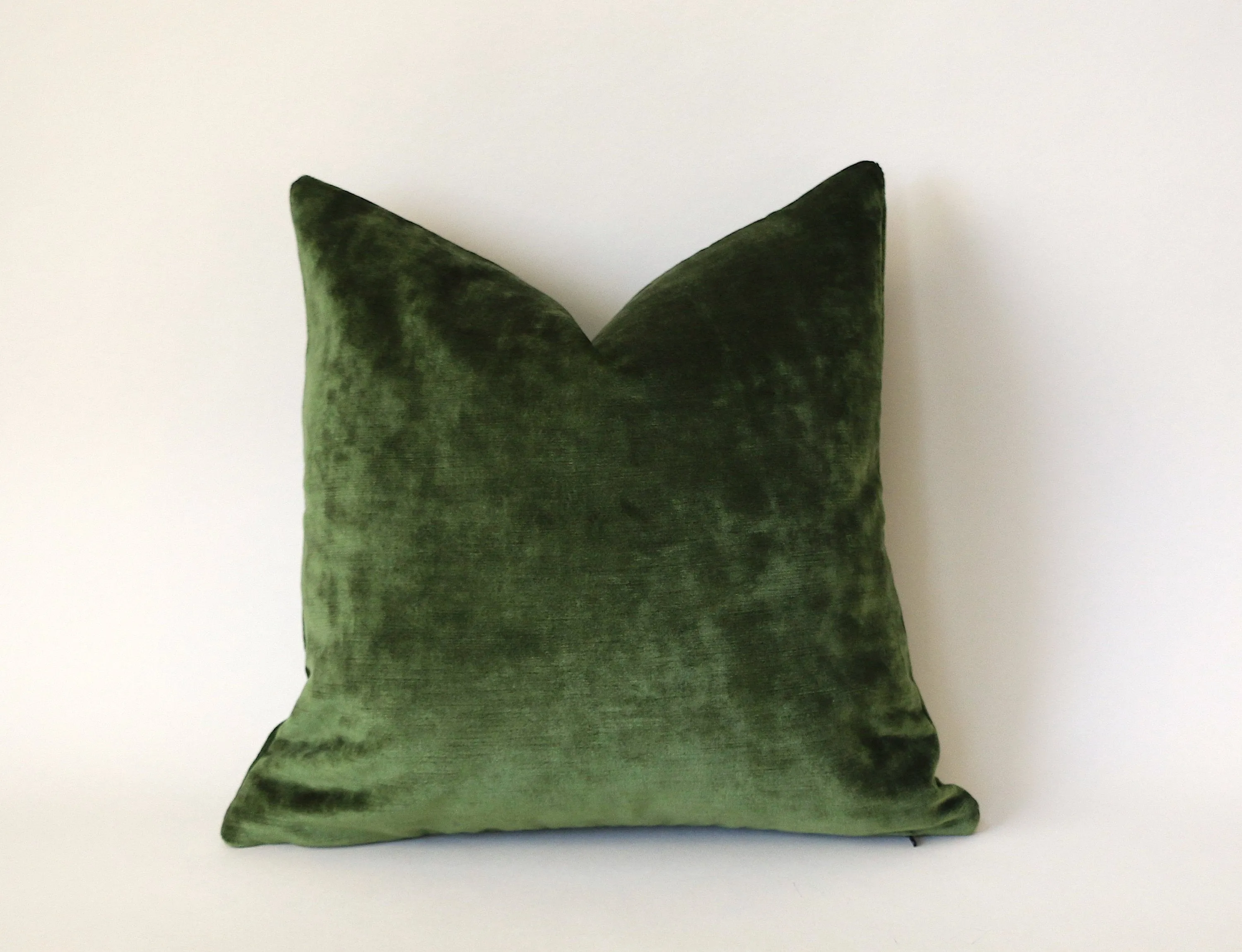 Dark Green Lumbar Pillow / Green Velvet Zipper Pillow Cover / Solid Green Velvet / Dark Green Pillow / Green Lumbar Pillow Cover