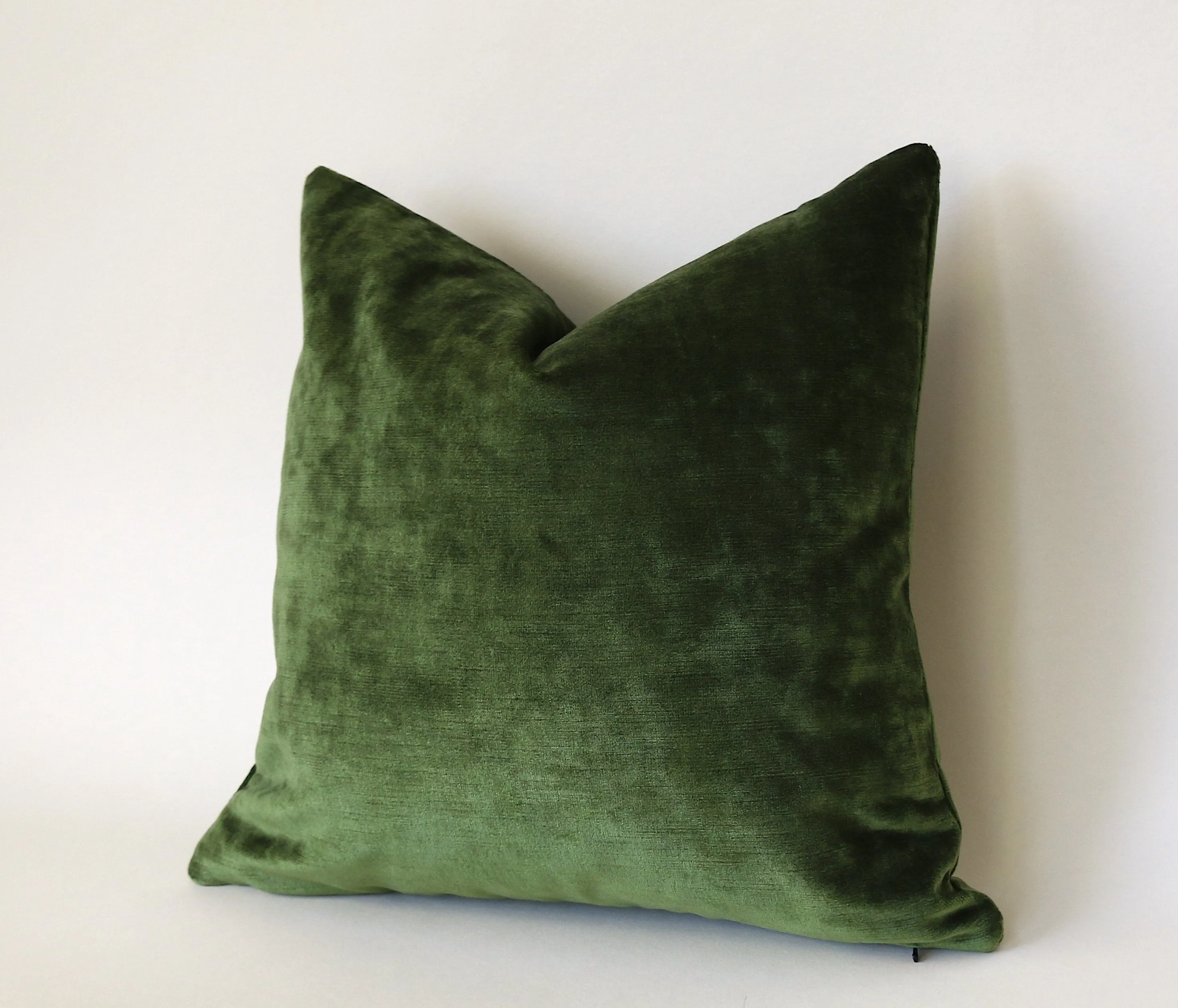 Dark Green Lumbar Pillow / Green Velvet Zipper Pillow Cover / Solid Green Velvet / Dark Green Pillow / Green Lumbar Pillow Cover