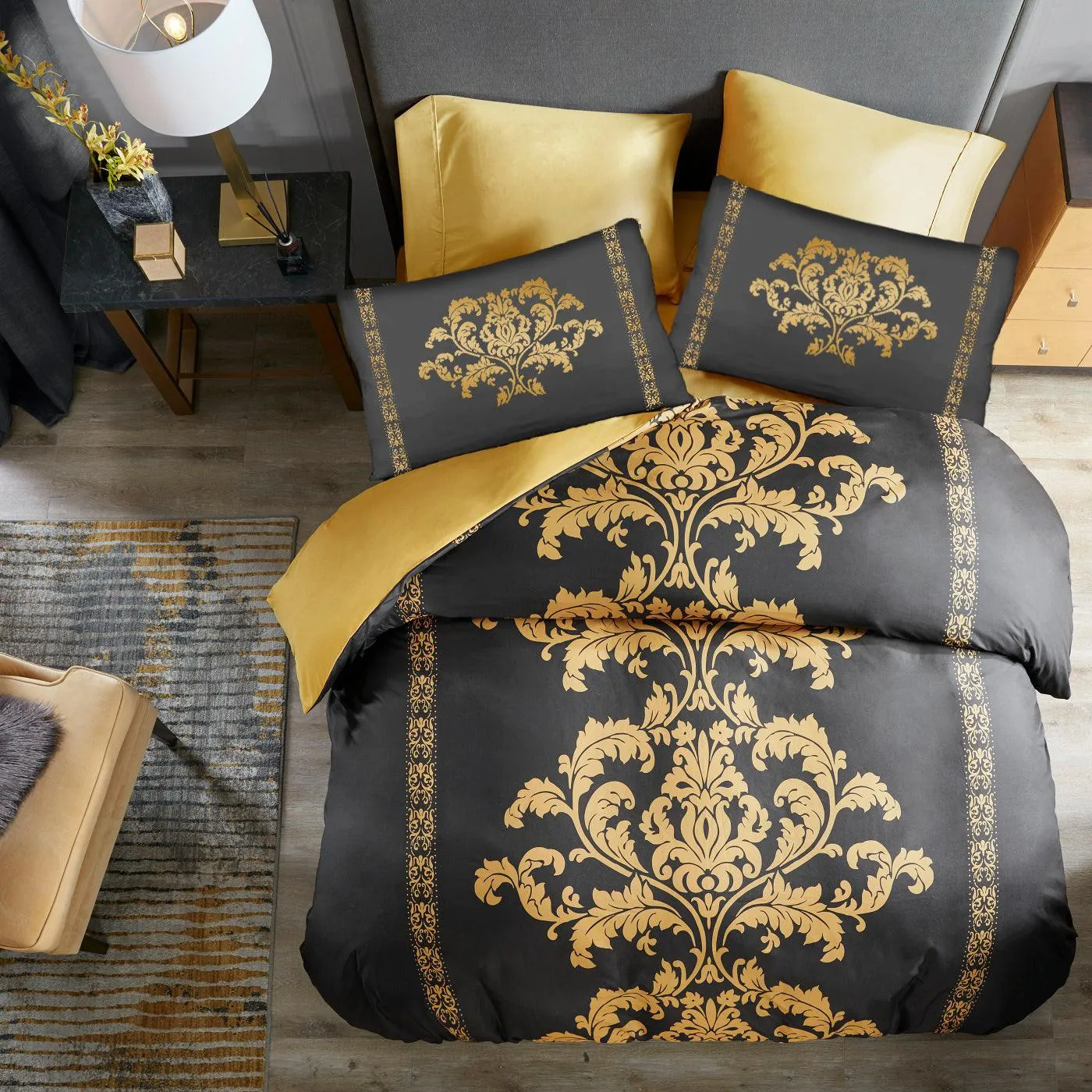 Lazzaro Duvet Cover Set-Damask (Black and Gold)