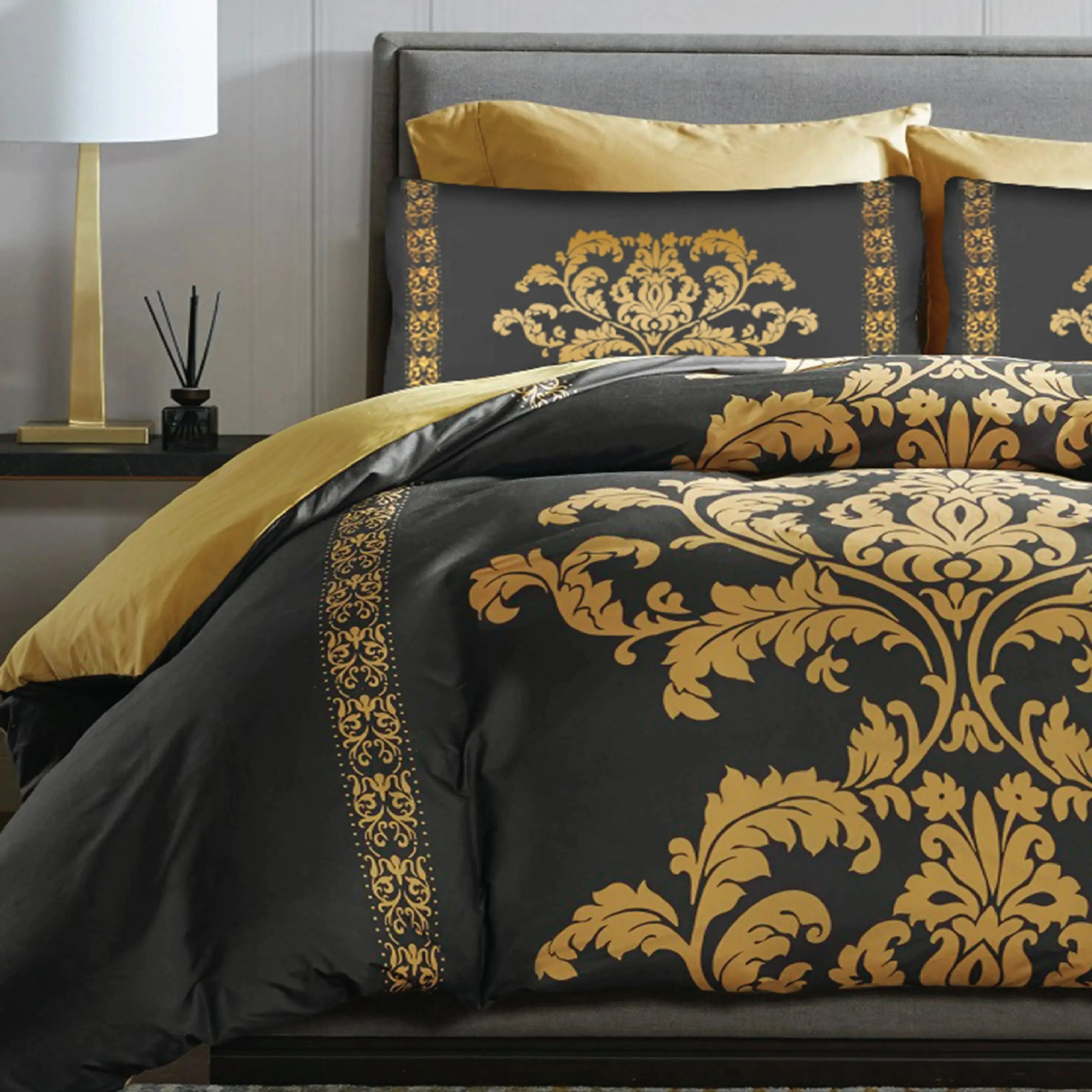 Lazzaro Duvet Cover Set-Damask (Black and Gold)