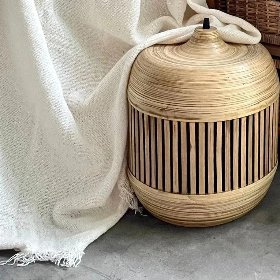 Lola Pendant Bamboo Lamp