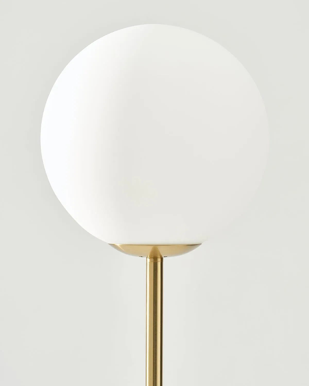 Luna LED Floor Lamp