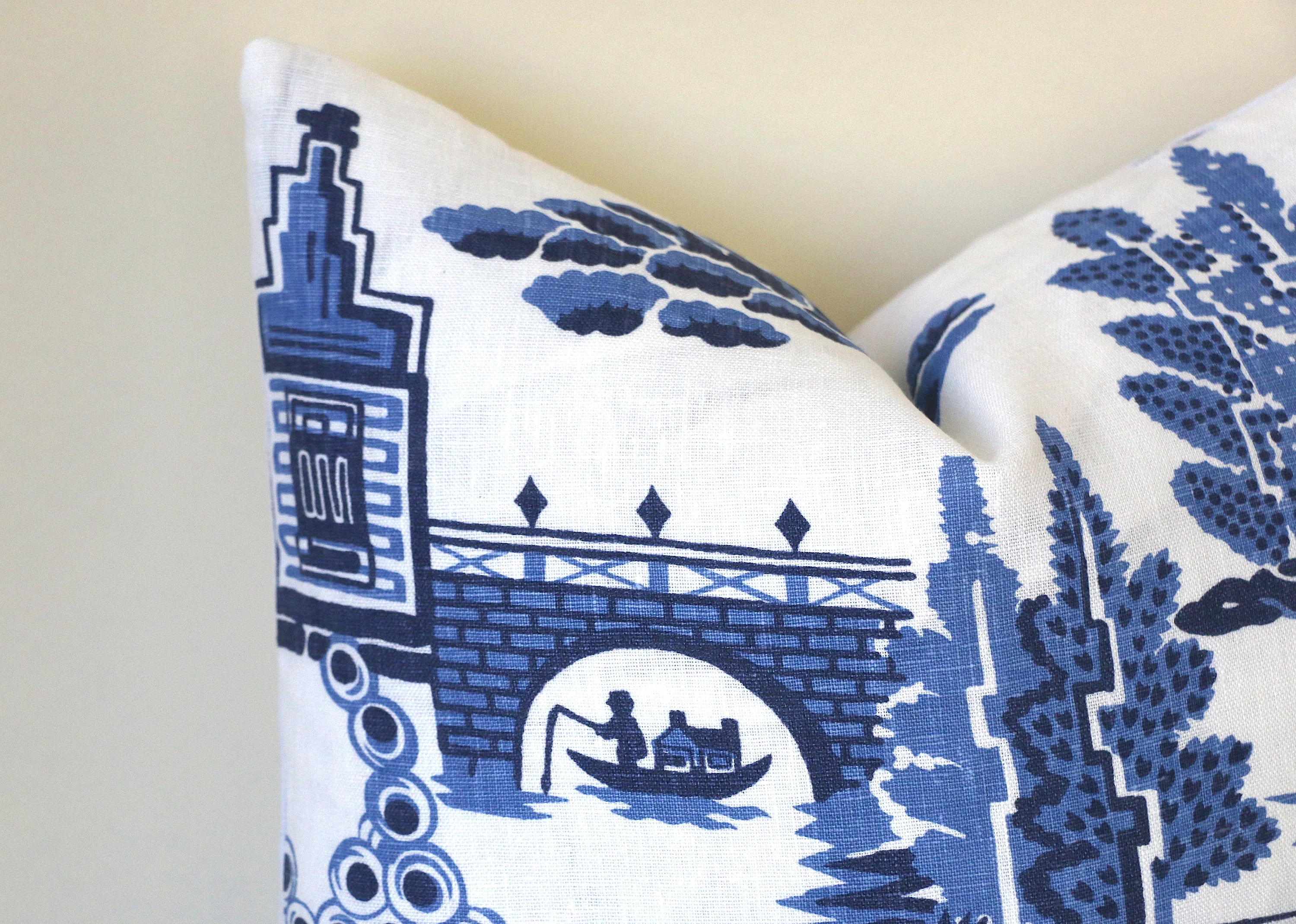 Nanjing pillow cover / Blue and White Pillow cover / Schumacher Nanjing Pillow Cover / Chinoiserie Pillow Cover