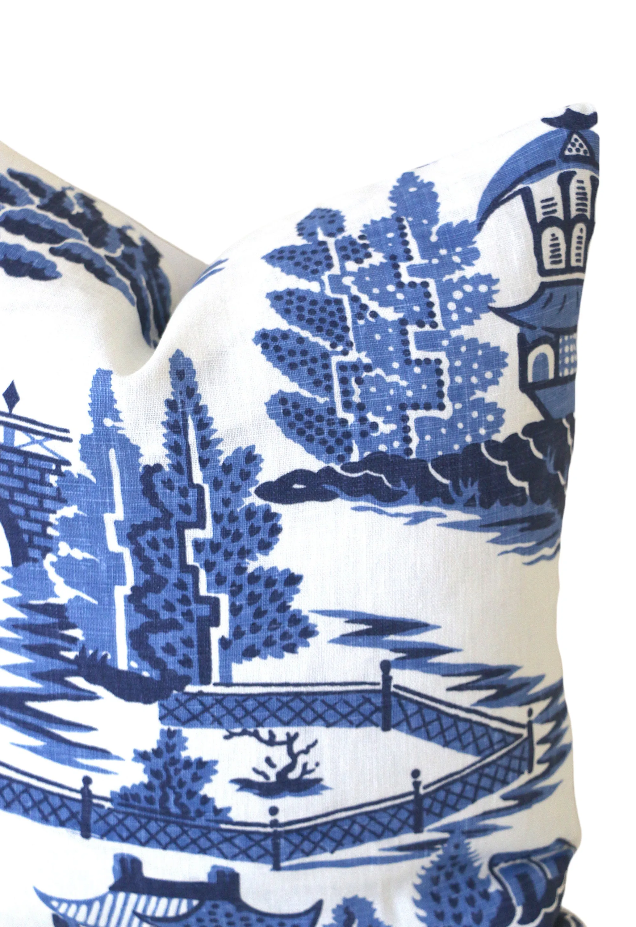 Nanjing pillow cover / Blue and White Pillow cover / Schumacher Nanjing Pillow Cover / Chinoiserie Pillow Cover