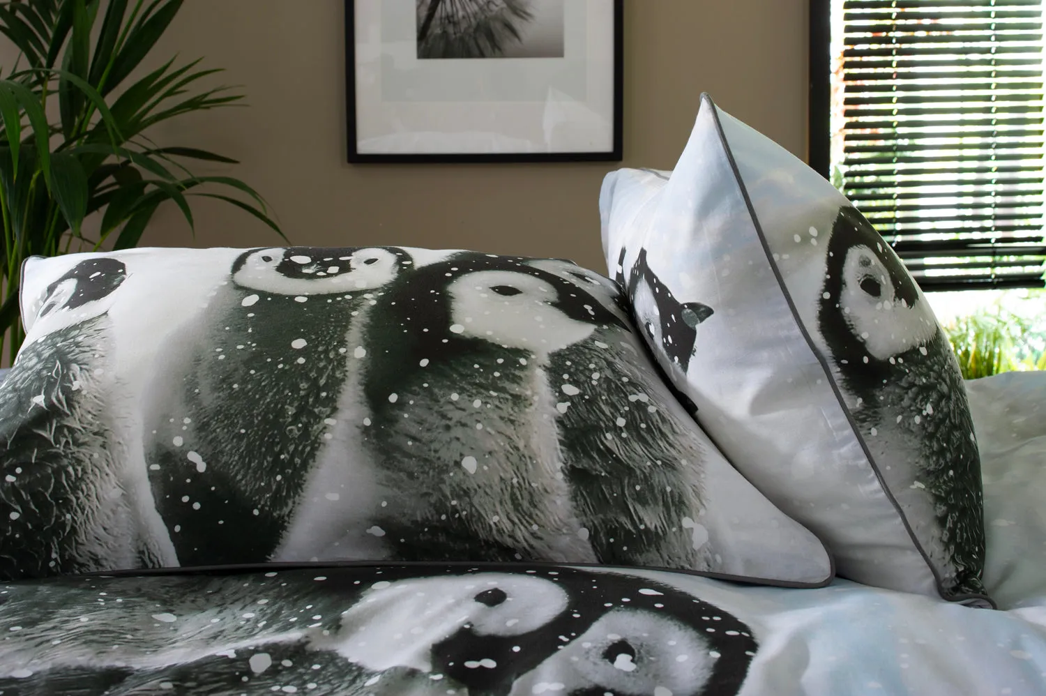 Penguin Huddle Deluxe Cotton Digital Printed Bedding Duvet Set