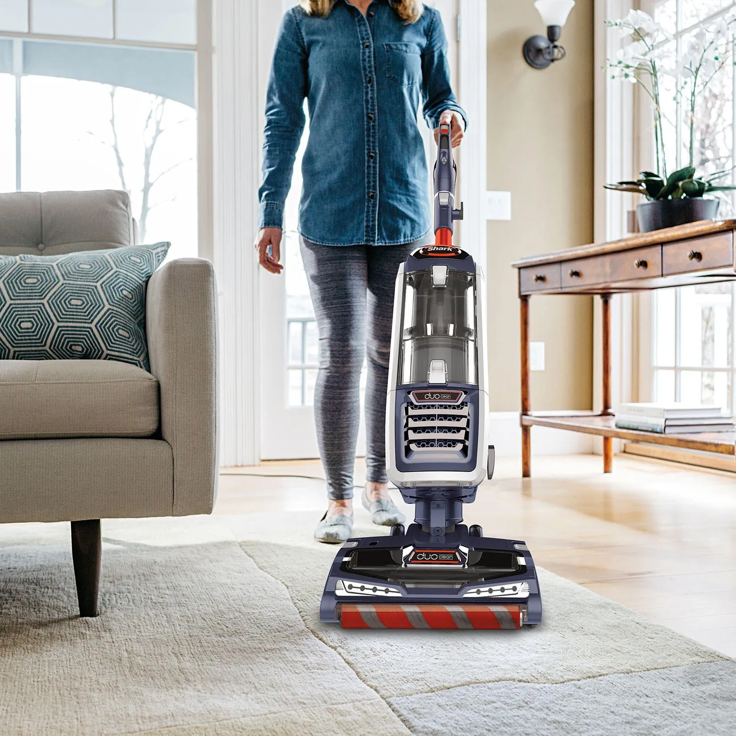 Shark DuoClean Powered Lift-Away Vacuum (NV835)