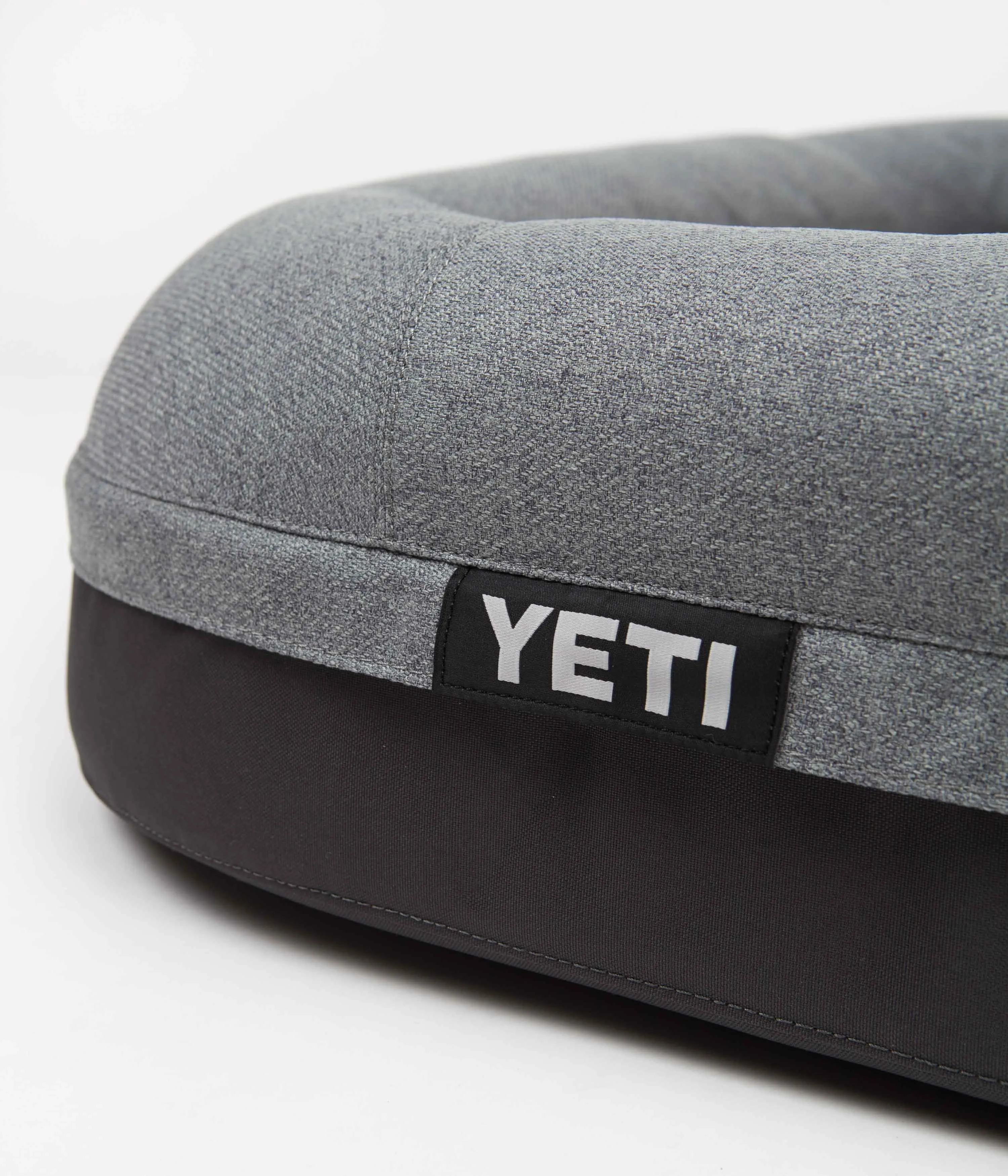 Yeti Trailhead Dog Bed - Grey